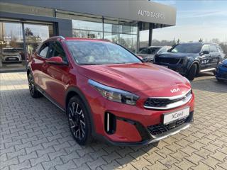 Kia XCeed 1,5 T-GDi 7DCT TOP (2025) "SAUTO" hatchback