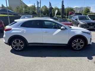 Kia XCeed 1,5 TGDi 118kW TOP ZÁRUKA KŮŽE SUV - Foto 6