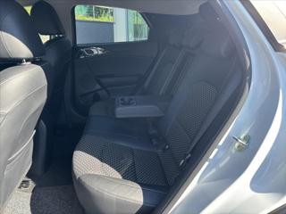 Kia XCeed 1,5 TGDi 118kW TOP ZÁRUKA KŮŽE SUV - Foto 12