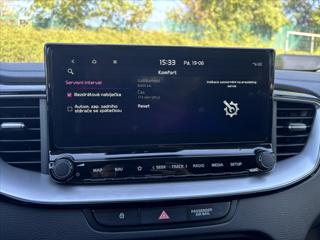 Kia XCeed 1,5 TGDi 118kW TOP ZÁRUKA KŮŽE SUV - Foto 22