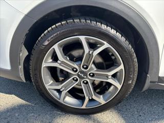 Kia XCeed 1,5 TGDi 118kW TOP ZÁRUKA KŮŽE SUV - Foto 37
