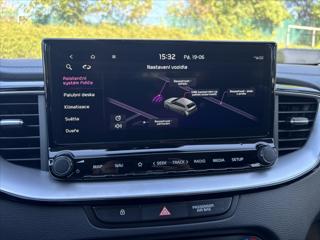 Kia XCeed 1,5 TGDi 118kW TOP ZÁRUKA KŮŽE SUV - Foto 21