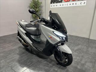 Kymco X-Town 125i ABS 0,1   X-TOWN ARRROW RED BULL skútr