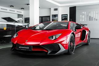 Lamborghini Aventador SuperVeloce Coupé / 1600 km !! kupé