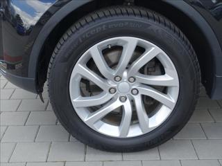 Land Rover Discovery 2,0 SD4 HSE,7míst,DPH,Webasto SUV