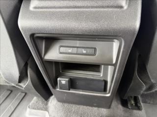 Land Rover Discovery Sport 2,0 TD4 AWD, tažné, kamera, ČR SUV - Foto 28
