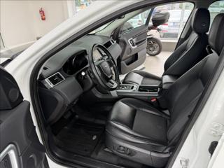Land Rover Discovery Sport 2,0 TD4 AWD, tažné, kamera, ČR SUV - Foto 11