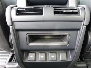 Land Rover Defender 2,0 D240 110 SE,el.tažné,DPH SUV - Foto 20