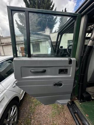 Land Rover Defender 2002, nafta SUV - Foto 7