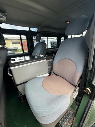 Land Rover Defender 2002, nafta SUV - Foto 13