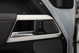 Land Rover Defender D300/Meridian/360 SUV - Foto 19
