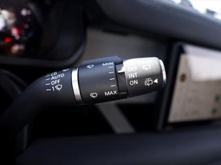 Land Rover Defender 3,0 D200 110 S 147kW CZ DPH Záruka SUV - Foto 18