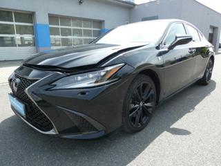 Lexus ES 300h F SPORT 131kW automat navi sedan