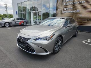 Lexus ES 300h 2,5 AT ELEGANCE PLUS sedan