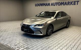 Lexus ES 300h 2,5 LIMITED EDITION sedan