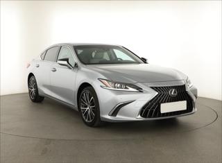 Lexus ES 330 ES 300h 160kW sedan