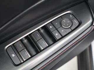 Lexus LBX 1.5 HEV 67 kW Emotion CZ DPH SUV - Foto 17