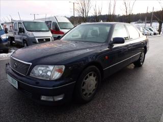 Lexus LS 400 4,0 V8 sedan