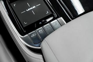Lexus LS 500 H sedan - Foto 17