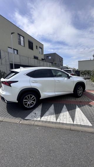 Lexus NX 300 2018, benzin MPV