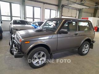 Lada Niva 1.7, 1.maj, ČR SUV