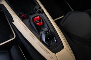 Lamborghini Revuelto 6498 ccm, 747 kW, hybridní - benzin kupé - Foto 13