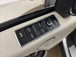 Land Rover Range Rover 4,4 V8 250kW DPH MASÁŽ PANO TZ SUV - Foto 35