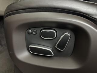 Land Rover Range Rover 4,4 V8 250kW DPH MASÁŽ PANO TZ SUV - Foto 42