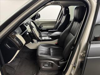 Land Rover Range Rover 4,4 V8 250kW DPH MASÁŽ PANO TZ SUV - Foto 40
