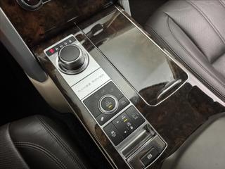 Land Rover Range Rover 4,4 V8 250kW DPH MASÁŽ PANO TZ SUV - Foto 27