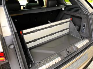 Land Rover Range Rover Sport 3,0 P550e AUTOBIOGRAPHY PHEV / SV SUNSET GOLD SUV - Foto 11