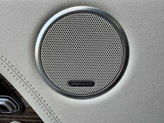 Land Rover Range Rover 4.4 SDV8 VOGUE, PANORAMA, VZDUCH, EL.TAŽNÉ SUV - Foto 25