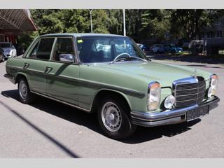 Mercedes-Benz 115 W115 230.4 manuál sedan - Foto 7