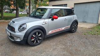 Mini Cooper Mini R56S hatchback
