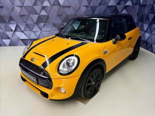 Mini Cooper 2,0 DIESEL 125KW S, HARMAN/KAR hatchback