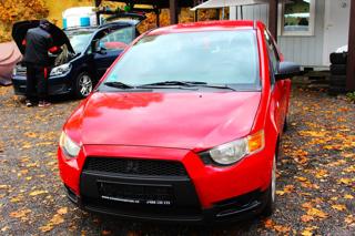 Mitsubishi Colt 1.1i 55 kW hatchback