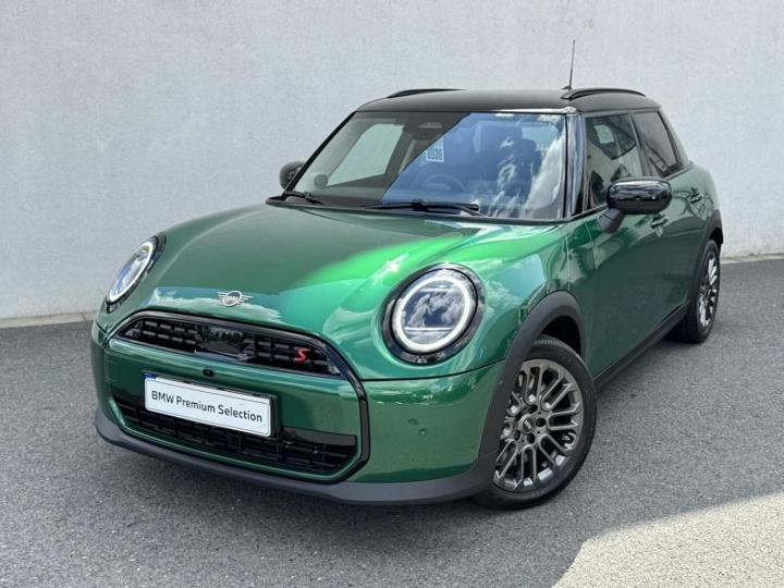 Vůz s VIN WMW51GD0502X52333