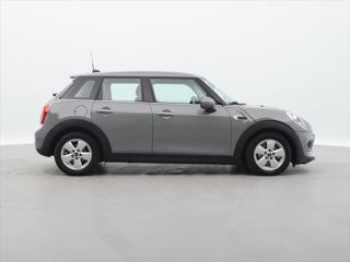 Mini Cooper 1,5 100 kW 1.Maj. Aut.klima hatchback - Foto 8