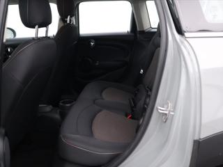 Mini Cooper 1,5 100kW LED CZ 1.Maj. DPH hatchback - Foto 14