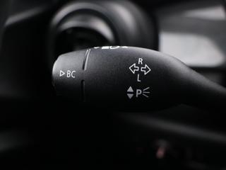 Mini Cooper 1,5 100kW LED CZ 1.Maj. DPH hatchback - Foto 18