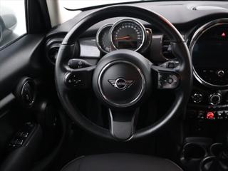 Mini Cooper 1,5 100kW LED CZ 1.Maj. DPH hatchback - Foto 15