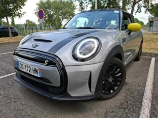 Mini Cooper SE hatchback