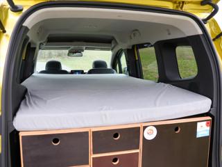 Mercedes-Benz Citan 1,5 112 CDI 85kW Obytná vest. CZ MPV - Foto 32