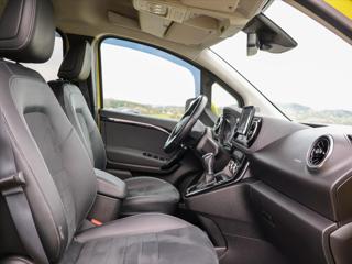 Mercedes-Benz Citan 1,5 112 CDI 85kW Obytná vest. CZ MPV - Foto 16