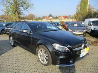 Mercedes-Benz CLS 3,0 BlueTEC 4MATIC  350, AMG paket sedan