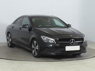 Mercedes-Benz CLA 180 90kW sedan