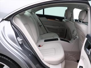 Mercedes-Benz CLS 3,0 350d 190kW 4Matic CZ DPH sedan - Foto 12