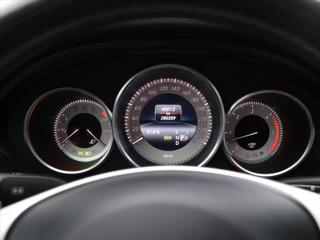Mercedes-Benz CLS 3,0 350d 190kW 4Matic CZ DPH sedan - Foto 15