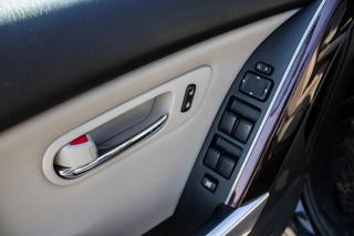 Mazda Ostatní 2015, 3726 ccm, 204 kW, benzin SUV - Foto 13