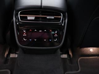 Mercedes-Benz EQE 300 180kW ZÁRUKA sedan - Foto 23